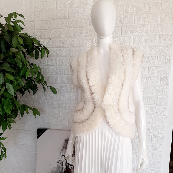 Knit Vest - Picture 1 of 5